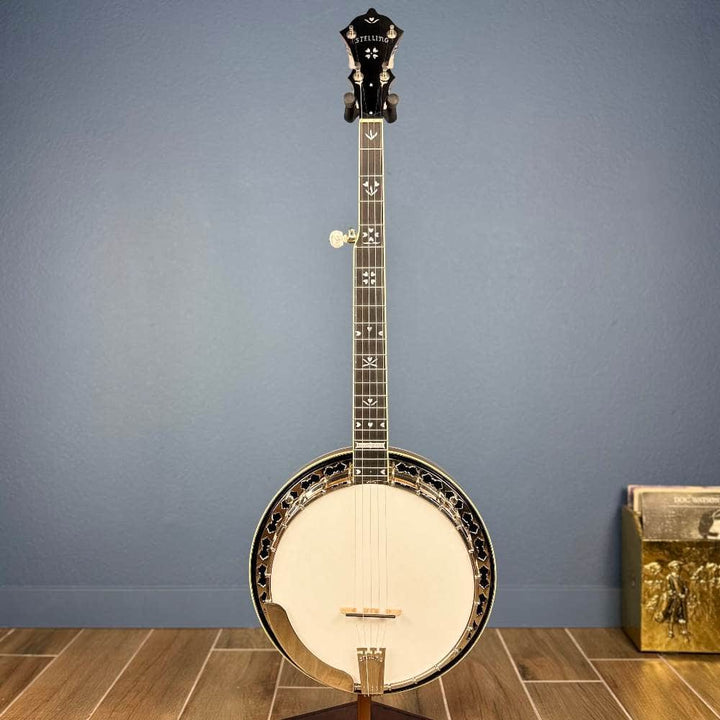 2008 Stelling Bellflower 5-String Banjo Walnut, Used Stelling 5 String Banjos