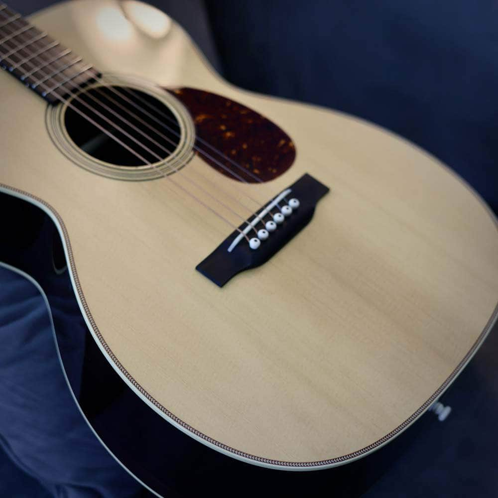 Collings OM2H T with Old Growth Sitka Spruce Top Collings Guitars