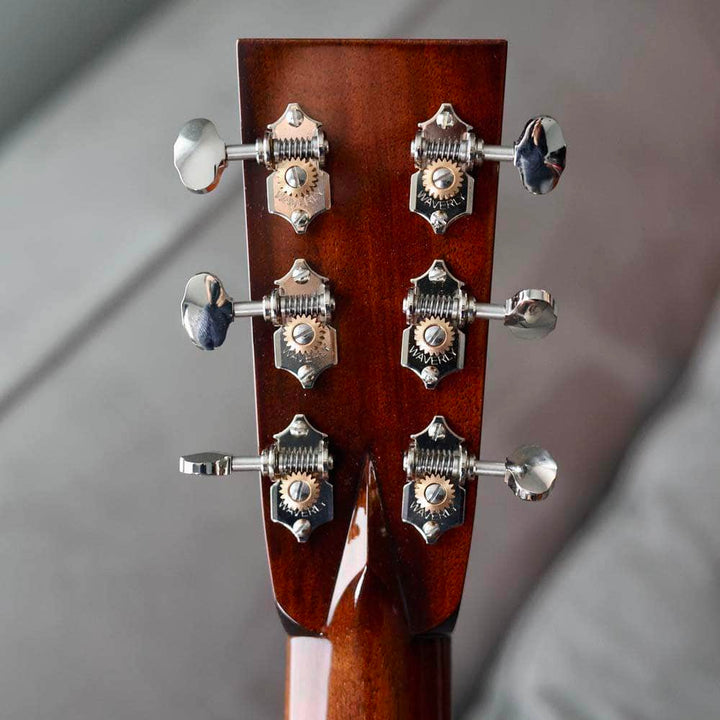 Collings OM2H T with Old Growth Sitka Spruce Top Collings Guitars