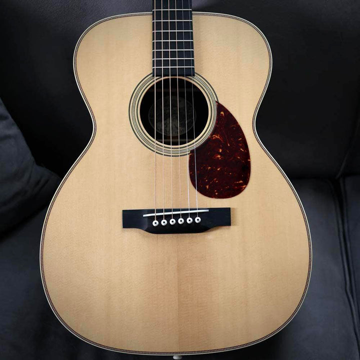 Collings OM2H T with Old Growth Sitka Spruce Top Collings Guitars