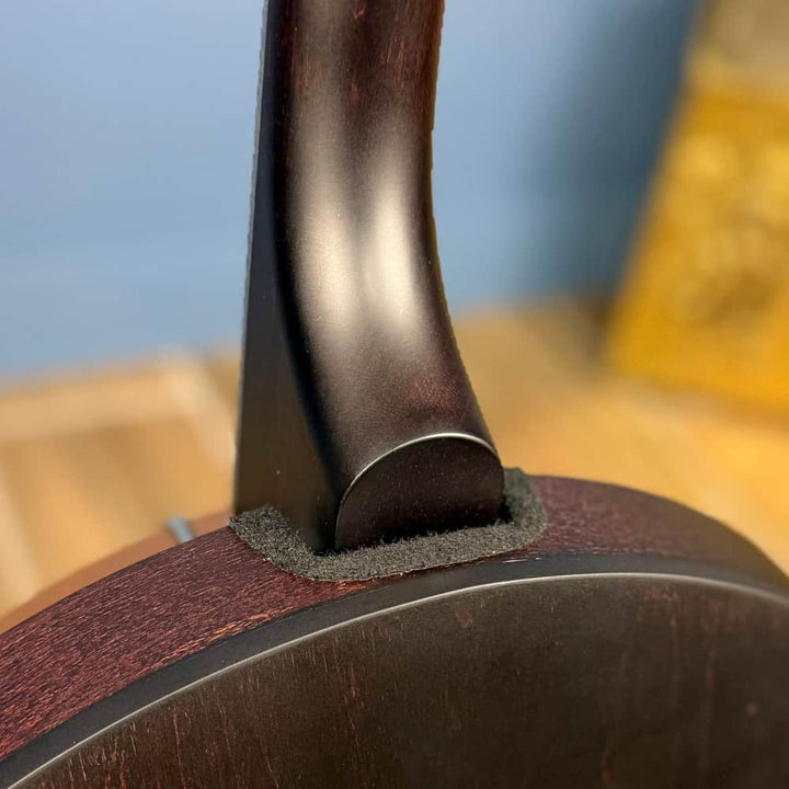 Custom Artisan Goodtime Two 19-Fret Tenor Banjo with Fiberskin Head and Bronze Hardware Deering 4 String Banjos