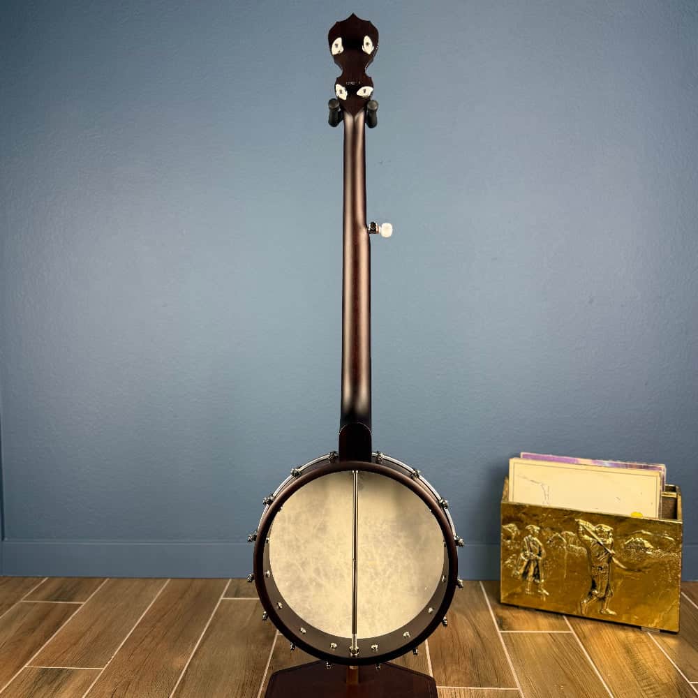Custom Deering Artisan Goodtime Americana Banjo with Scoop, Bronze Hardware and Fiberskin Head Deering 5 String Banjos