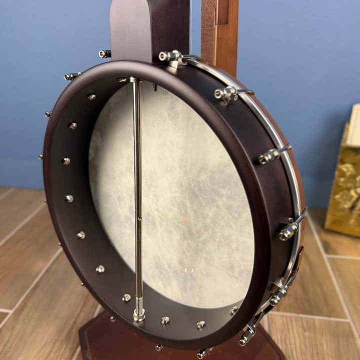 Custom Deering Artisan Goodtime Americana Banjo with Scoop, Bronze Hardware and Fiberskin Head Deering 5 String Banjos