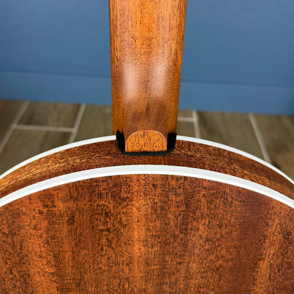 Deering Boston Acoustic/Electric 6-String Banjo Deering 6 String Banjos