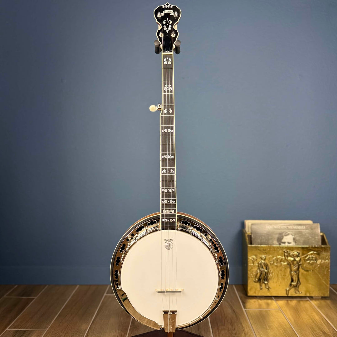 Deering Calico 5-String Banjo Demo Deering 5 String Banjos