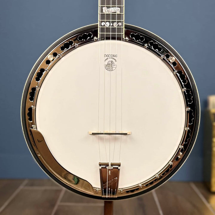Deering Calico 5-String Banjo Demo Deering 5 String Banjos