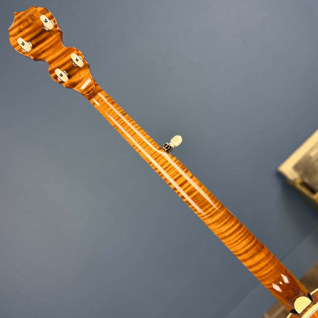 Deering Calico 5-String Banjo Demo Deering 5 String Banjos