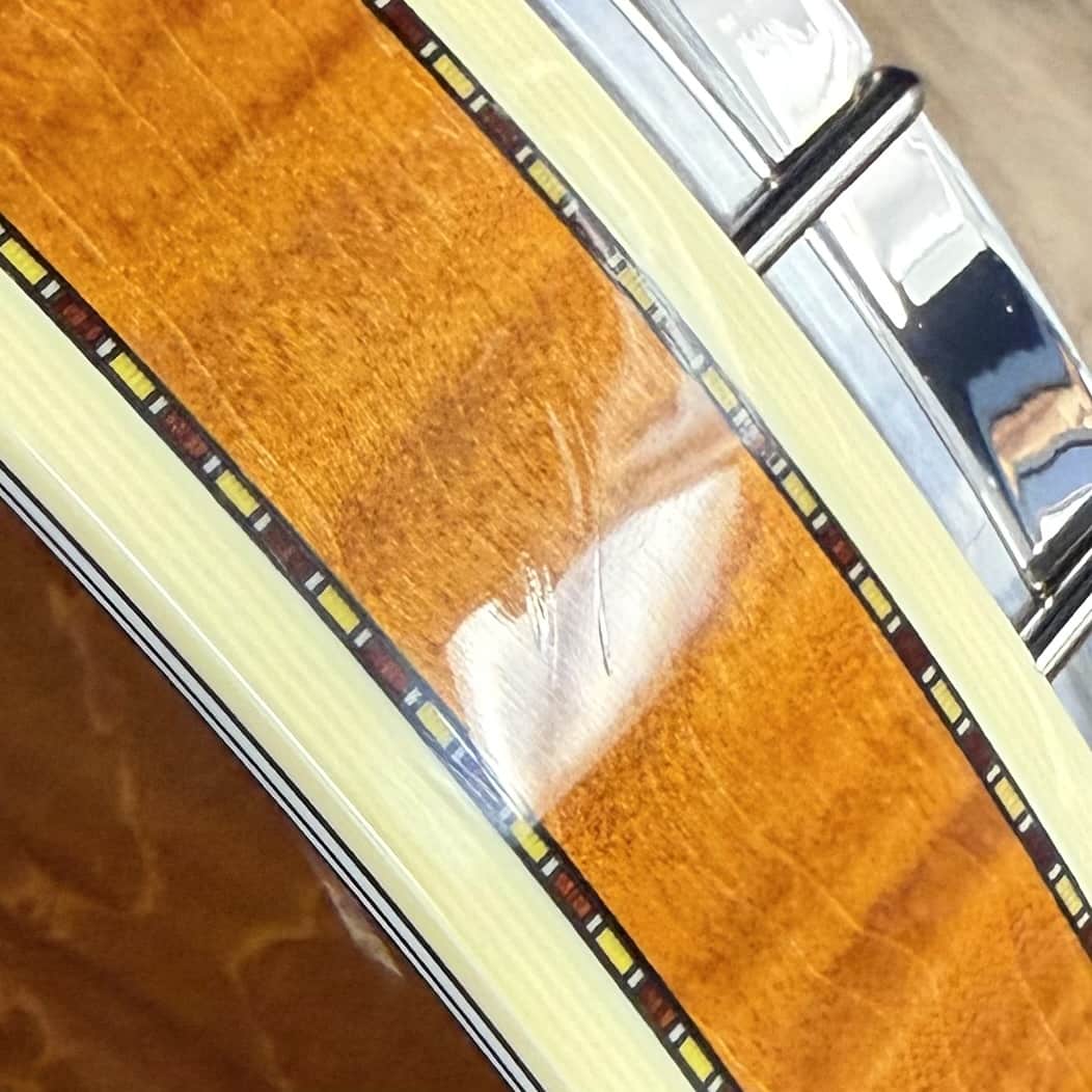 Deering Calico 5-String Banjo Demo Deering 5 String Banjos