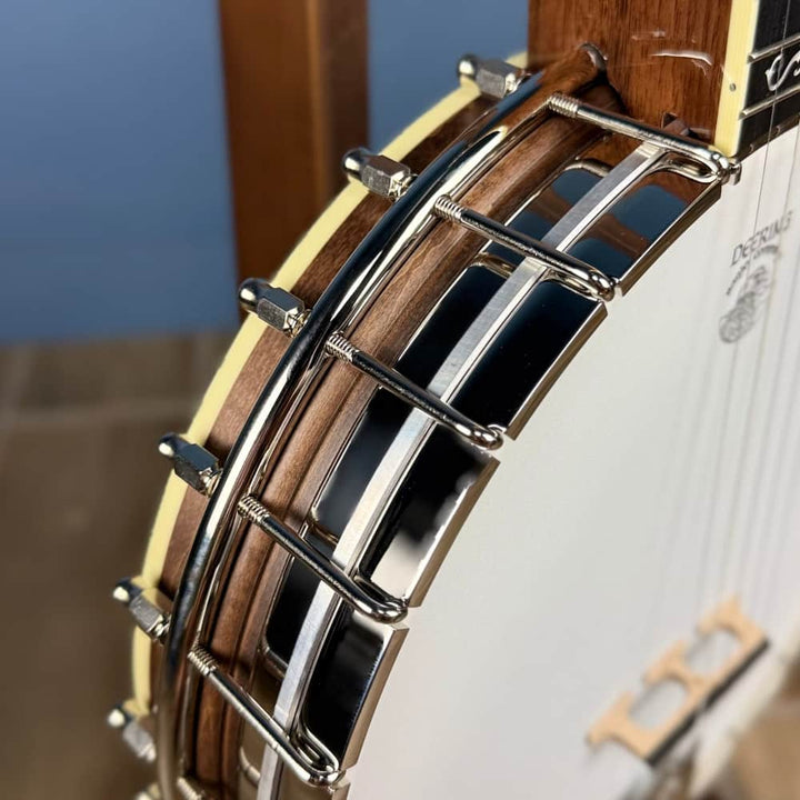 Deering Clawgrass No. 2 Deering 5 String Banjos