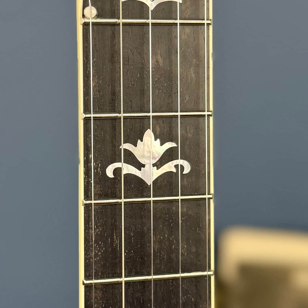 Deering Custom Golden Wreath Curly Maple 5-String Banjo Deering 5 String Banjos Default