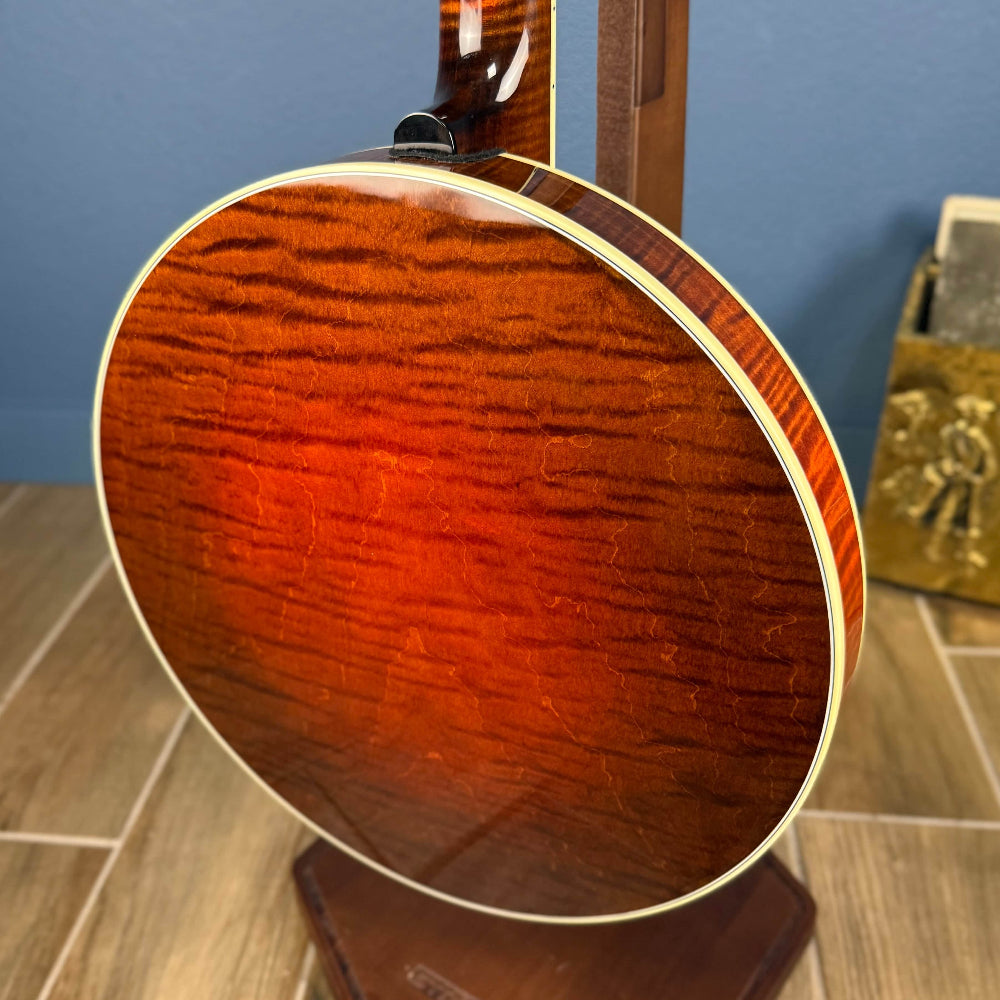 Deering Custom Golden Wreath Curly Maple 5-String Banjo Deering 5 String Banjos Default