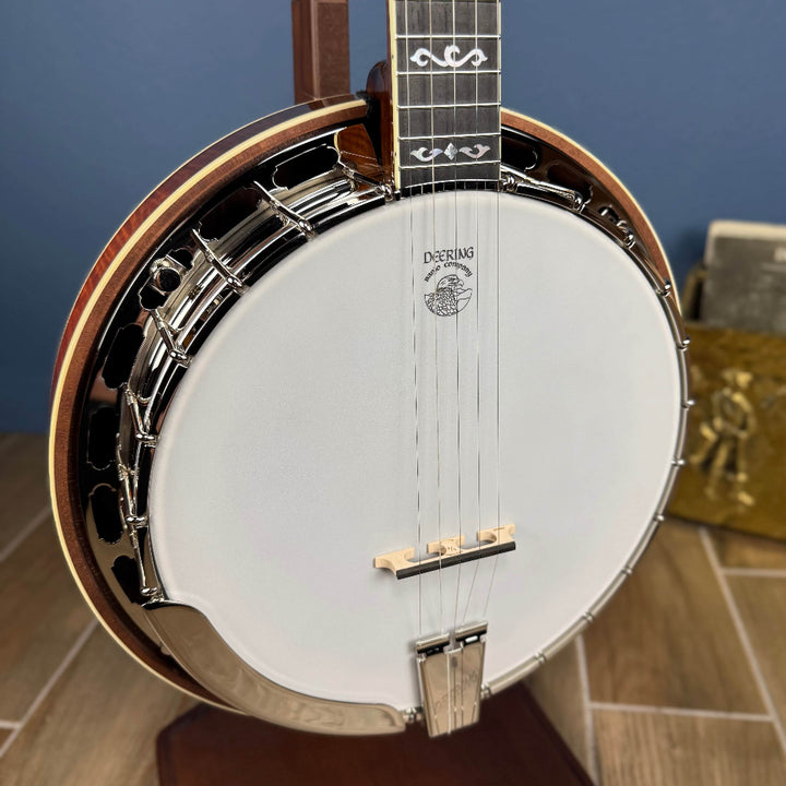 Deering Custom Golden Wreath Curly Maple 5-String Banjo Deering 5 String Banjos Default