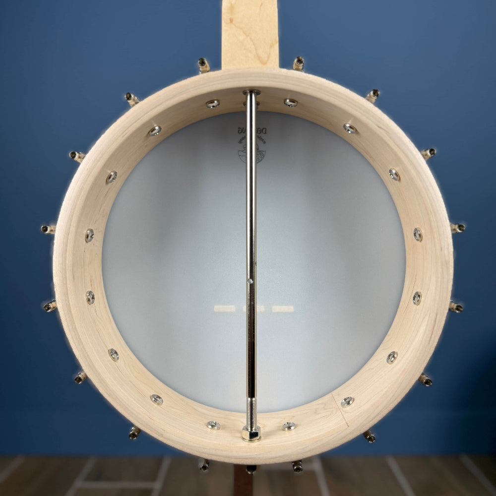 Deering Goodtime 17 Fret Tenor Banjo Deering 4 String Banjos