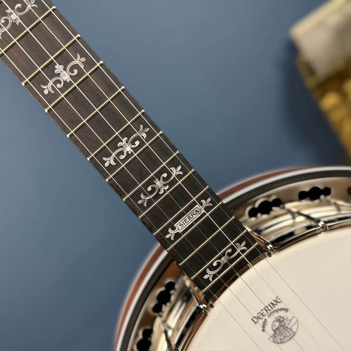 Left Handed Deering Sierra 5-String Banjo (Mahogany) Deering 5 String Banjos Default