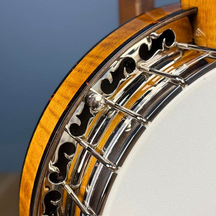 Ome Ikon 5-String Banjo Curly Maple Ome Banjos 5 String Resonator Banjo
