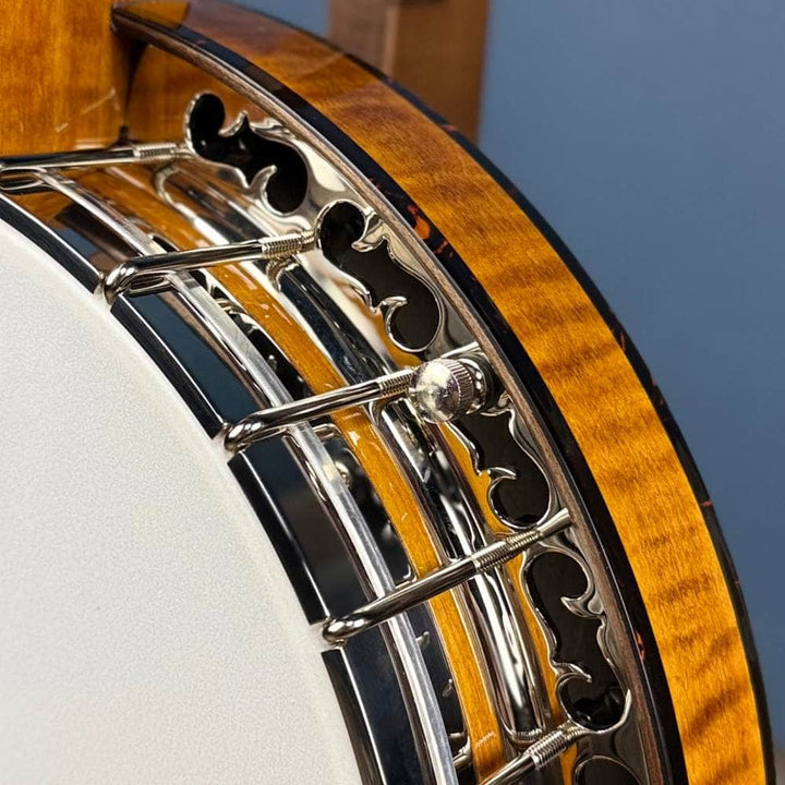 Ome Ikon 5-String Banjo Curly Maple Ome Banjos 5 String Resonator Banjo