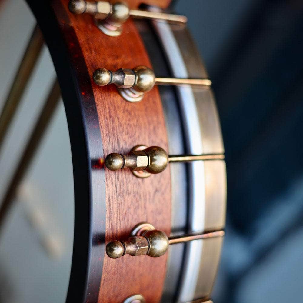Ome Juniper 19-Fret Tenor Banjo Ome Banjos 4 String Banjos