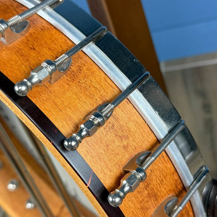 Ome Minstrel-Style Jubilee 12" 5-String Mahogany 5-String Banjo Scroll Peghead and Scoop, Used Ome Banjos 5 String Banjos