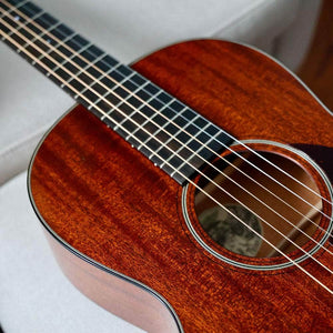 Collings 001MH Mahogany Guitar Collings Guitars