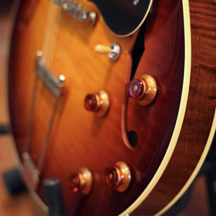 Collings i30 LC Electric Guitar | Tobacco Sunburst & Aged Finish/Hardware Collings Guitars