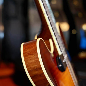 Collings i30 LC Electric Guitar | Tobacco Sunburst & Aged Finish/Hardware Collings Guitars
