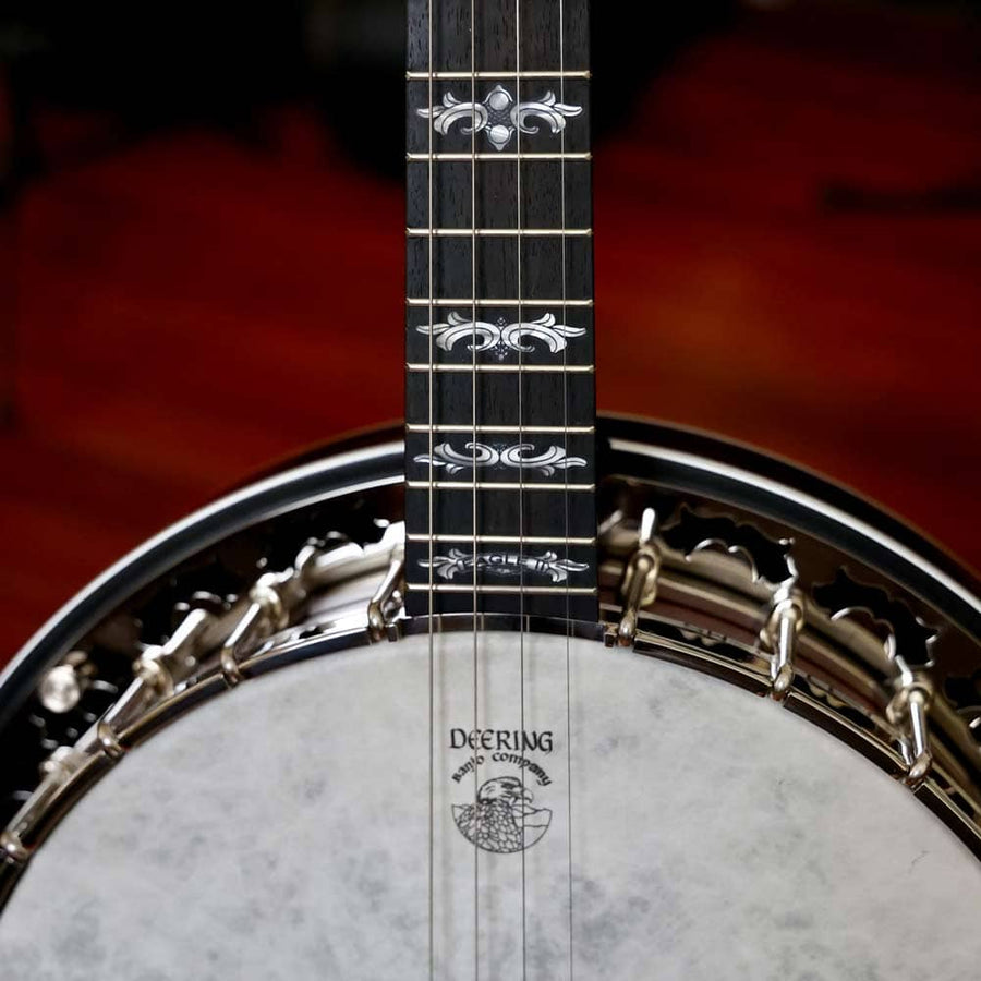 Deering Eagle II 19-Fret Tenor Banjo with Fiberskyn Head Deering 4 String Banjos